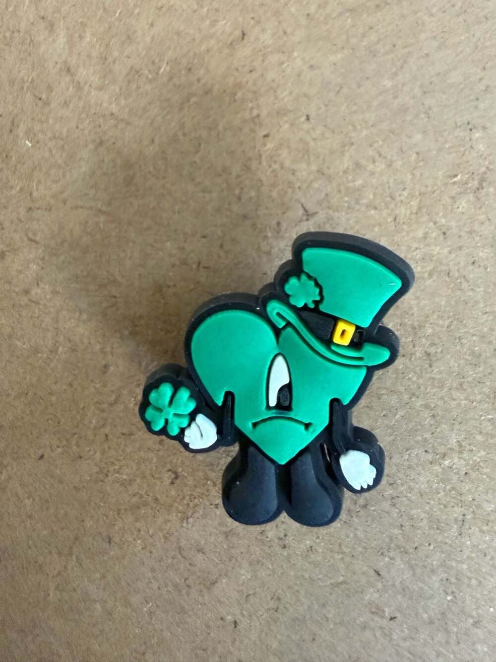 Bad Bunny Un Verano Sin Ti Leprechaun Heart Jibbitz Shoe Charm